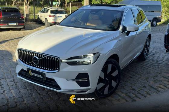 VOLVO XC60 2.0 T8 RECHARGE ULTIMATE AWD GEARTRONIC VOLVO XC60 2.0 T8 RECHARGE ULTIMATE AWD GEARTRONIC